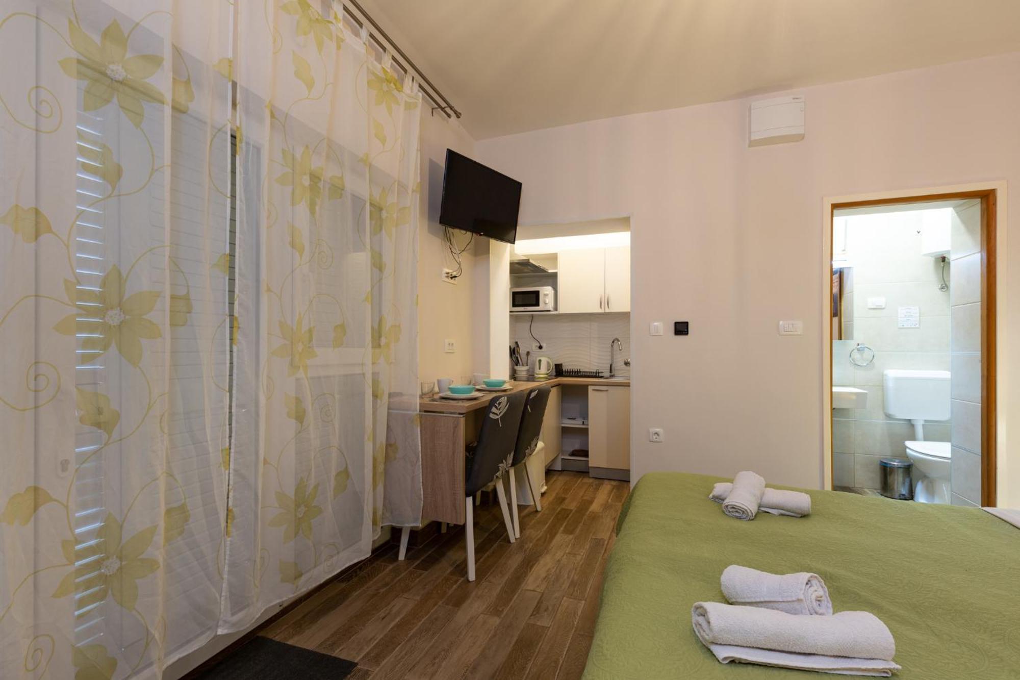 And Irma Gostinjska kuća 4*