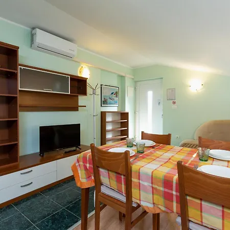 Apartments And Rooms Vila Irma Opatija Cameră foto