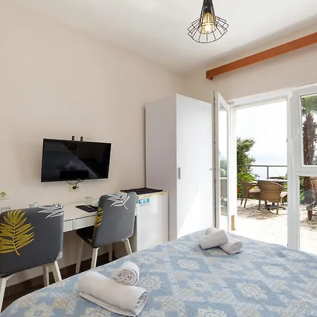 Apartments And Rooms Vila Irma Opatija Cameră foto